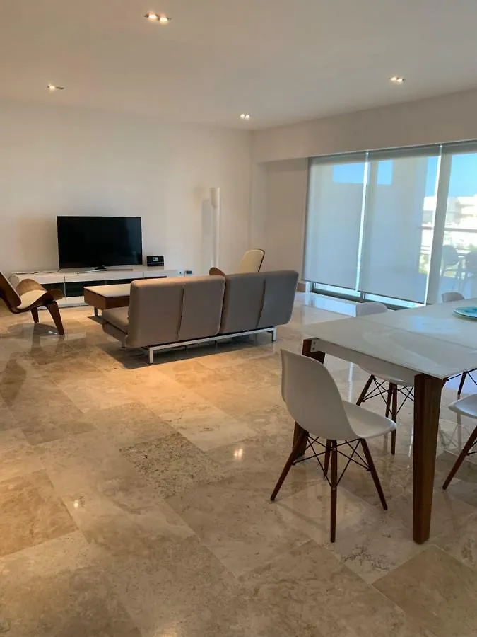 La Amada Condo With Marina View 칸쿤 0*,  멕시코