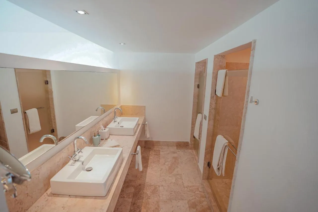 La Amada Condo With Marina View Cancún