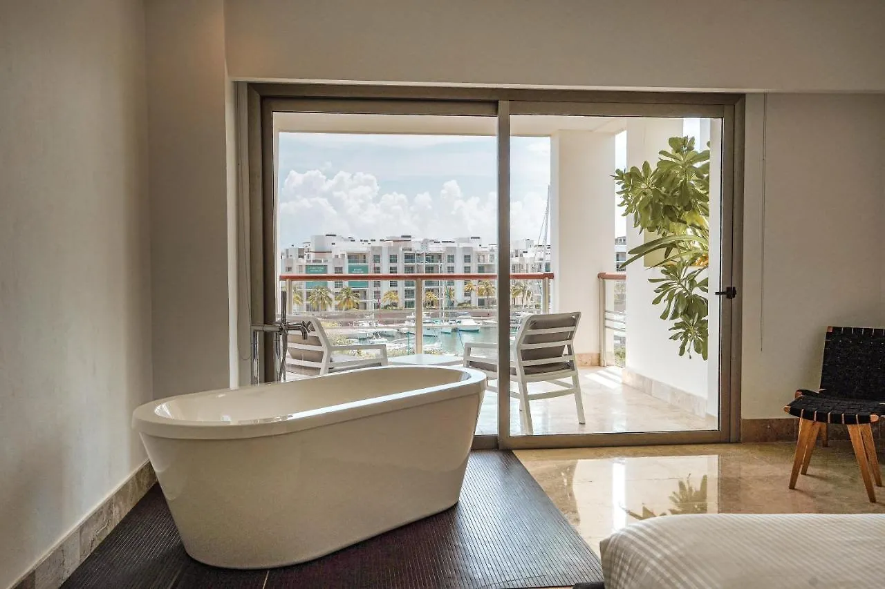 Apartament La Amada Condo With Marina View Cancún