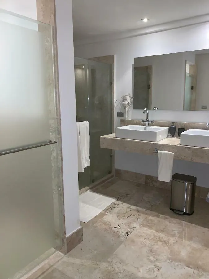 La Amada Condo With Marina View Cancún Appartement